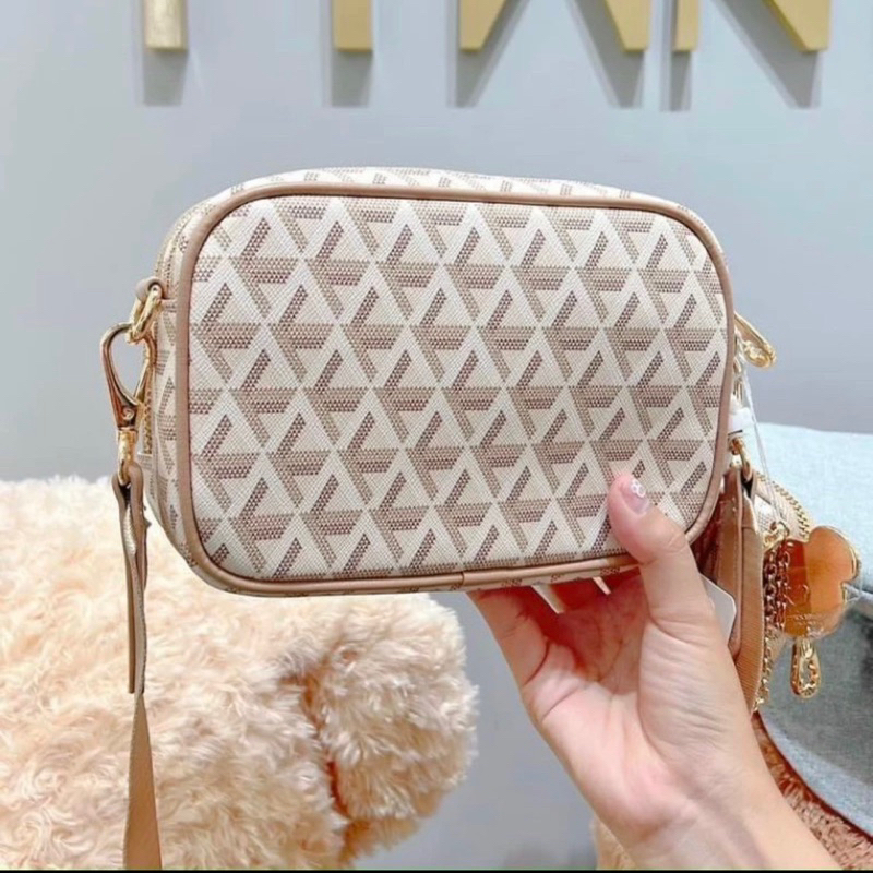 Túi Bear dáng hộp Thái