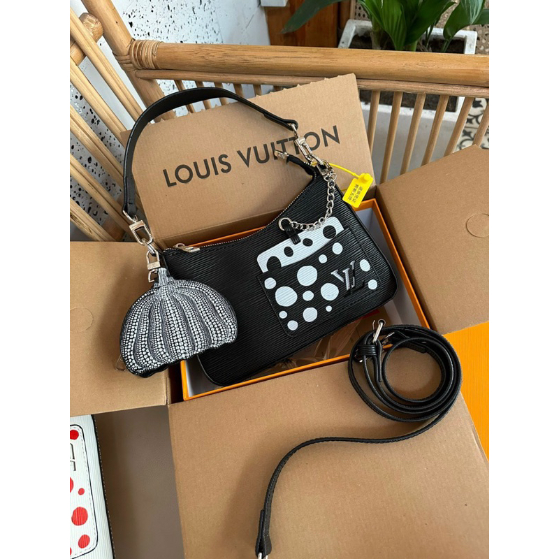 Túi lv marelle hoạ tiết quai xách kẹp nách 2023