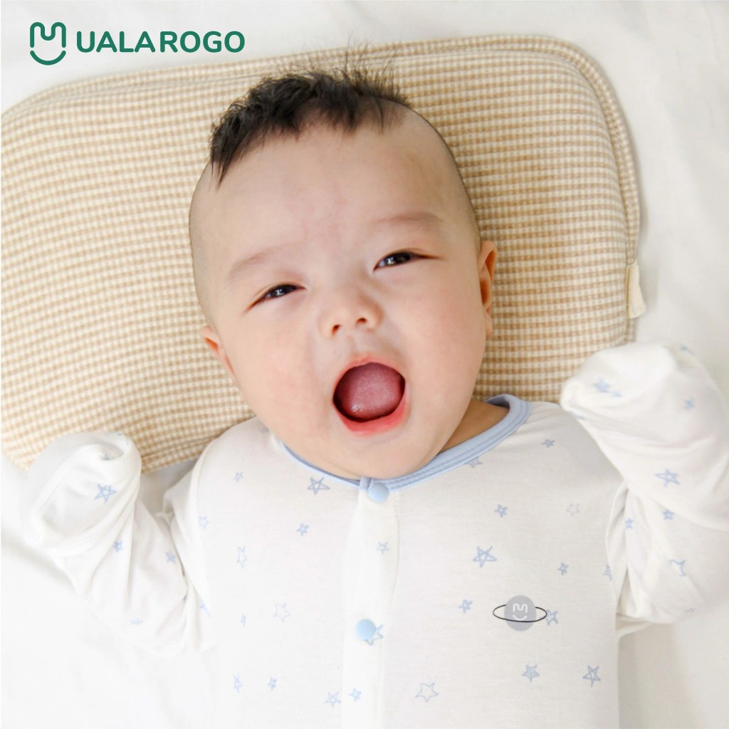 Body sơ sinh dài tay liền tất petit họa tiết ngôi sao Uala Rogo