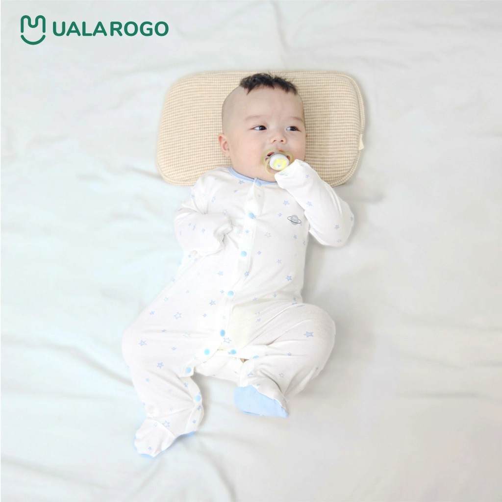 Body sơ sinh dài tay liền tất petit họa tiết ngôi sao Uala Rogo