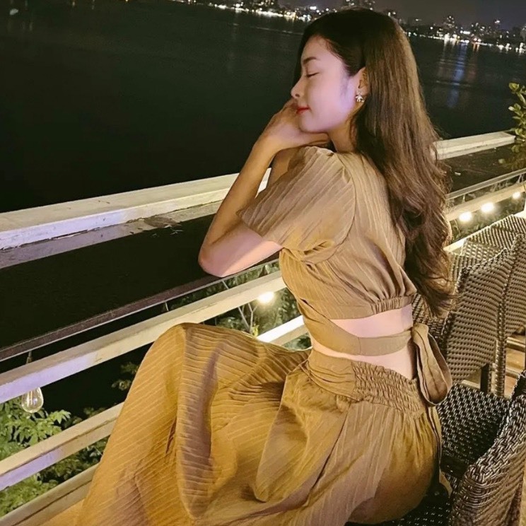 Set Bộ Nữ Hot Trend Bigsize Chân Váy Dài Midi Phối Áo Sơ Mi Đắp Chéo Bánh Bèo Hot Trend Set78