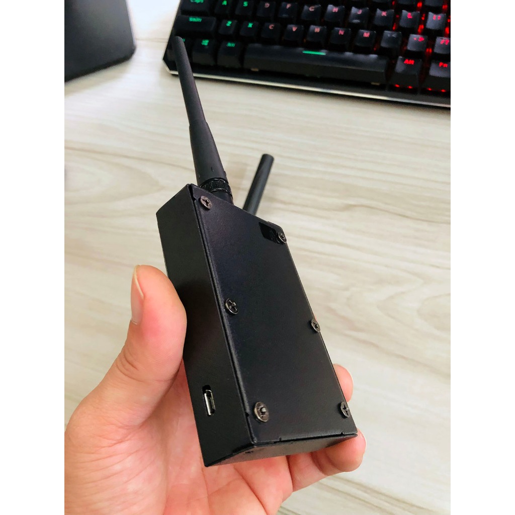 Máy dò sóng tần số bộ đàm. Thiết bị chuyên dụng đo tần số bộ đàm