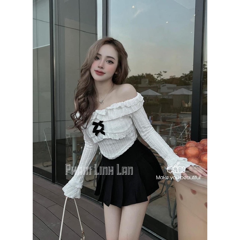 Set đồ váy nữ sang chảnh hàng hotgirl áo croptop tay dài trễ vai bèo đính nơ dễ thương phối chân váy đen ngắn xếp ly