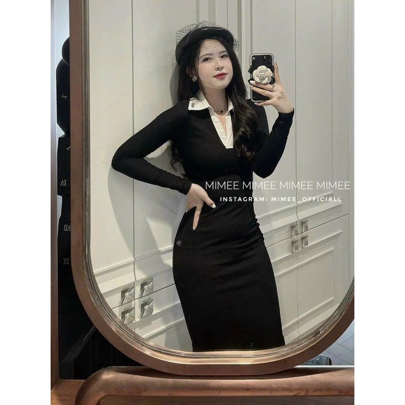 Váy body chữ thêu cổ