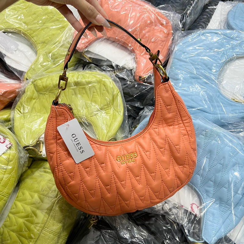 Túi guess golden mẫu mới kẹp nách