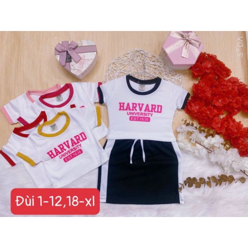 Bộ đồ bé chọn trực tiếp trên live.
