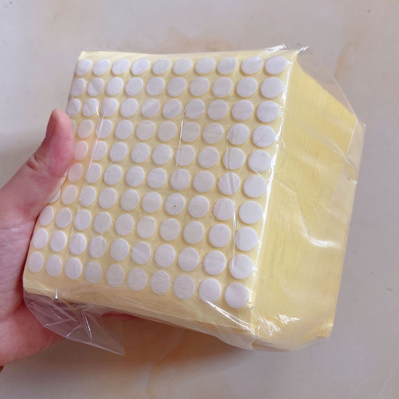 Combo 50/100 stick tròn dán Charm  - Siêu dính và dễ dàng sử dụng - Keo dán charm Không mùi