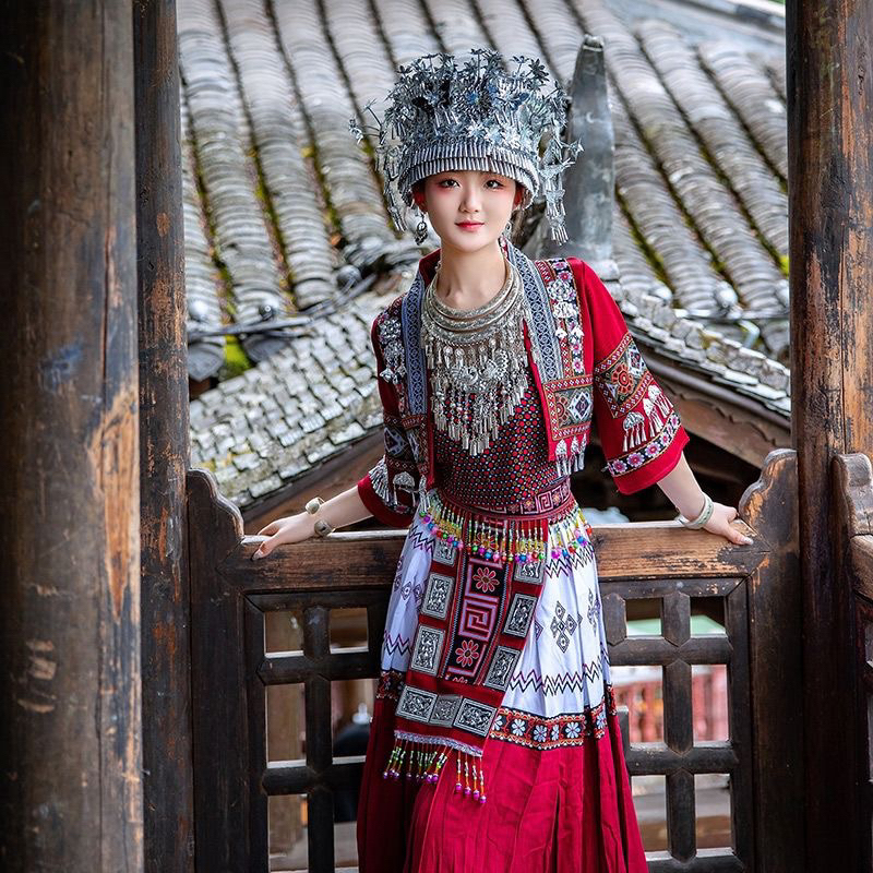 Bộ Trang Phục Dân Tộc Miêu, hoá trang du lịch