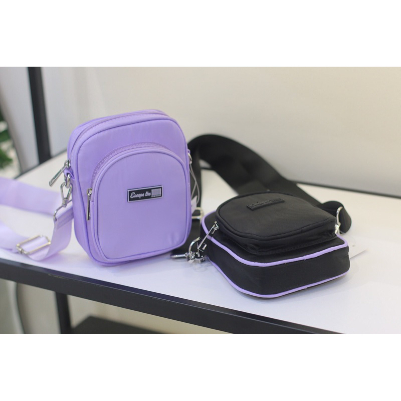 Túi C&A đeo chéo nữ