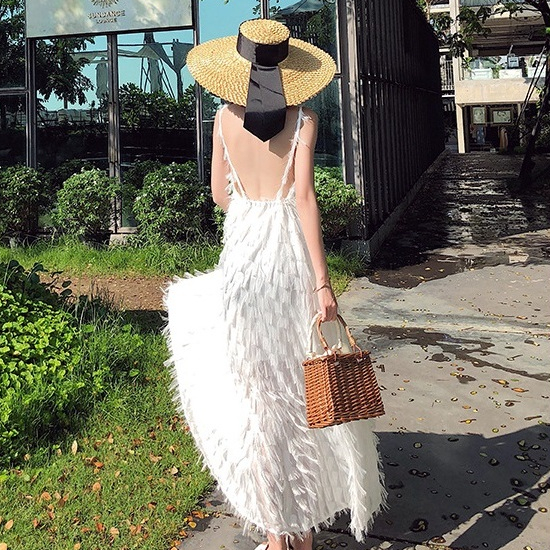 (Sale up to 50%).Đầm Maxi Đi Biển Dài Xòe Lông Vũ Lưng Hở Gợi Cảm Kiểu Hàn Quốc Geisha Géis