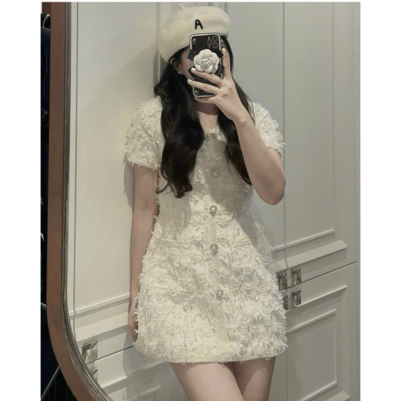 ĐẦM LÔNG PHỐI NÚT 4 TÚI VIỀN BÍNH