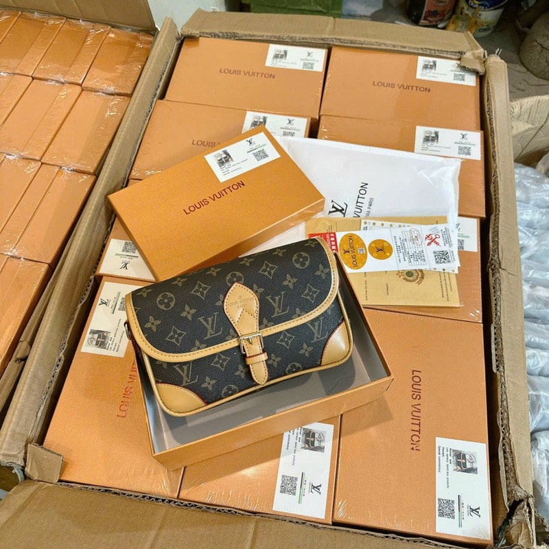 Túi L.V hai dây kèm hộp
