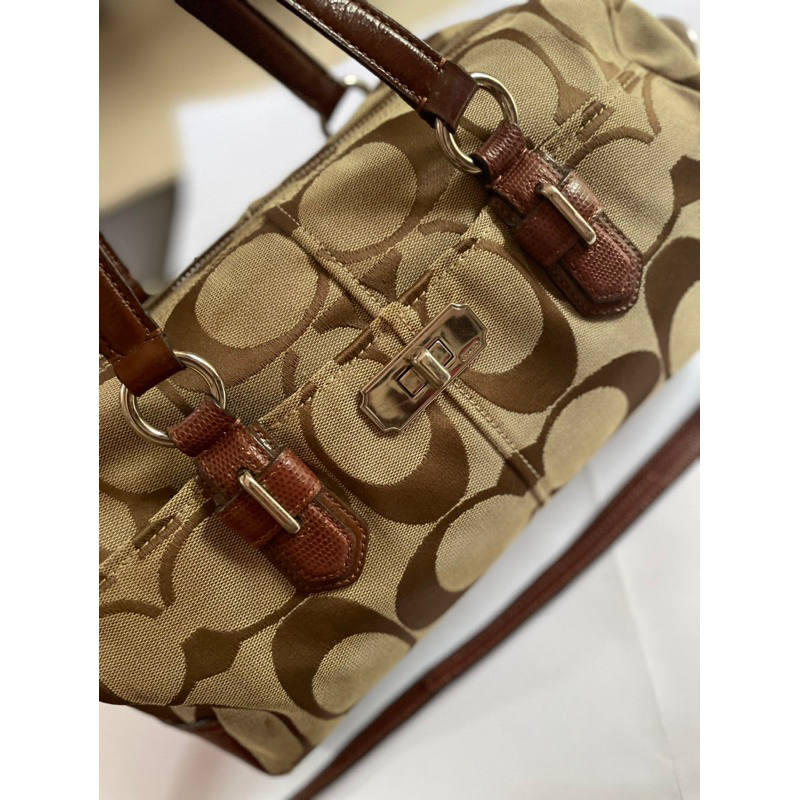 Túi Coac.h authentic used