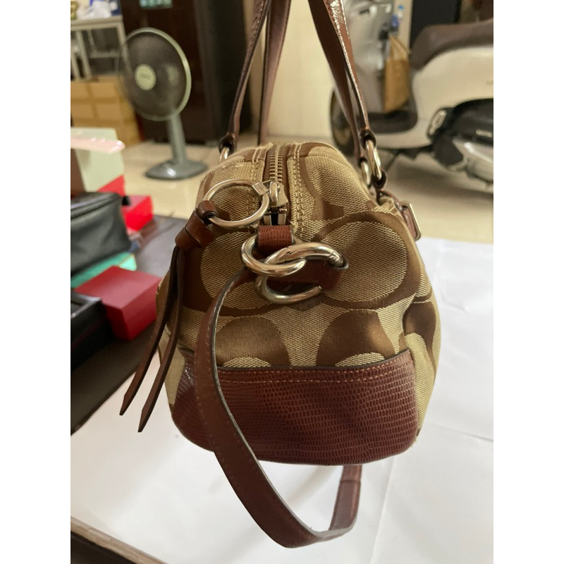 Túi Coac.h authentic used