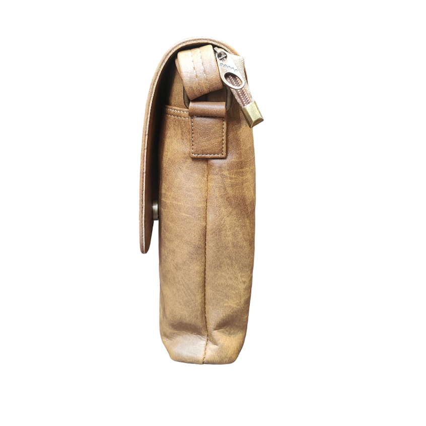 Túi đeo chéo thời trang hàng ngày với nhiều ngăn tiện ích - TX092218