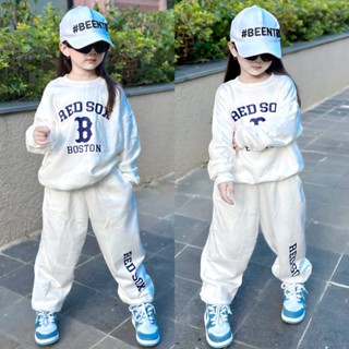Set bộ quần áo thu đông bé gái bé trai phối áo Sweater và quần Jogger MLBb Redsox chất nỉ cotton HOBI KIDS