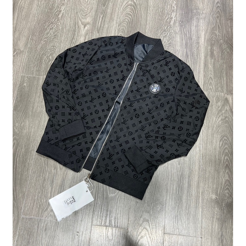 Áo khoác Bomber LV