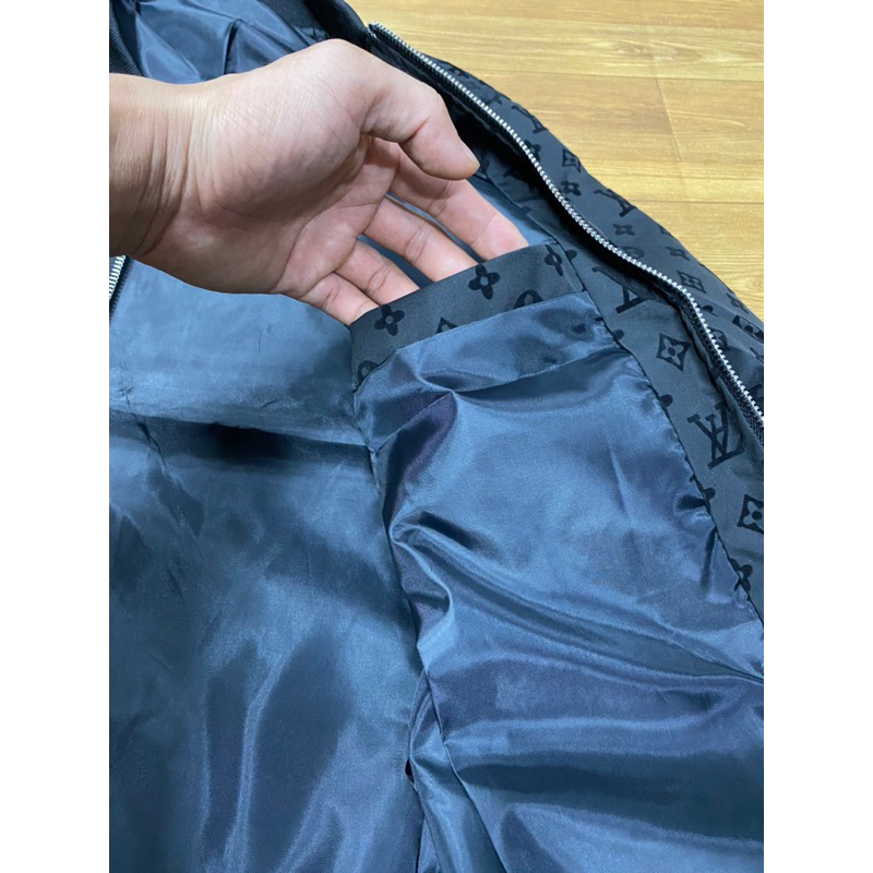 Áo khoác Bomber LV