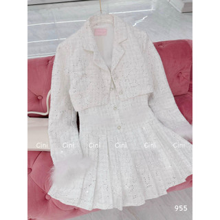 Set váy dạ nhấn lông vũ lấp lánh