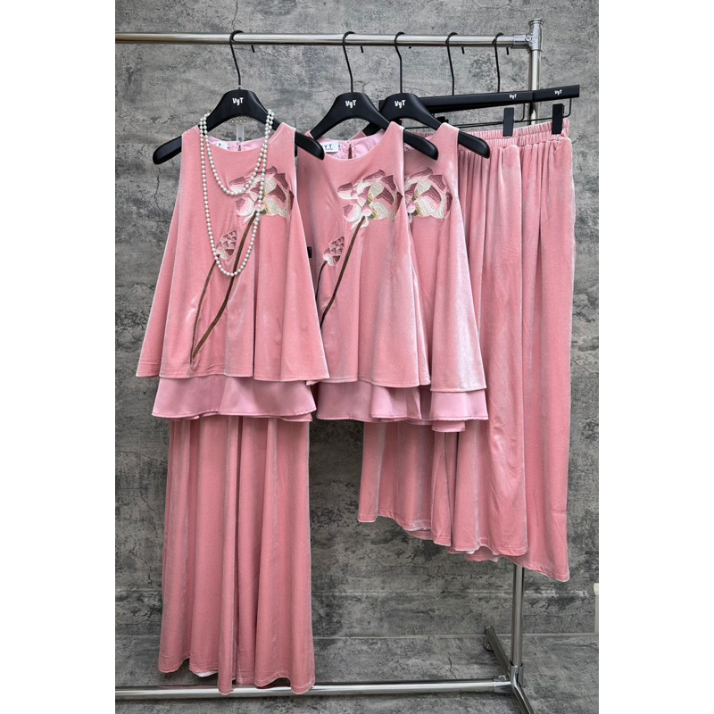 Set Quần Áo Nhung Hồng Sen Sát Nách Thuỳ Ngô Thanh Store