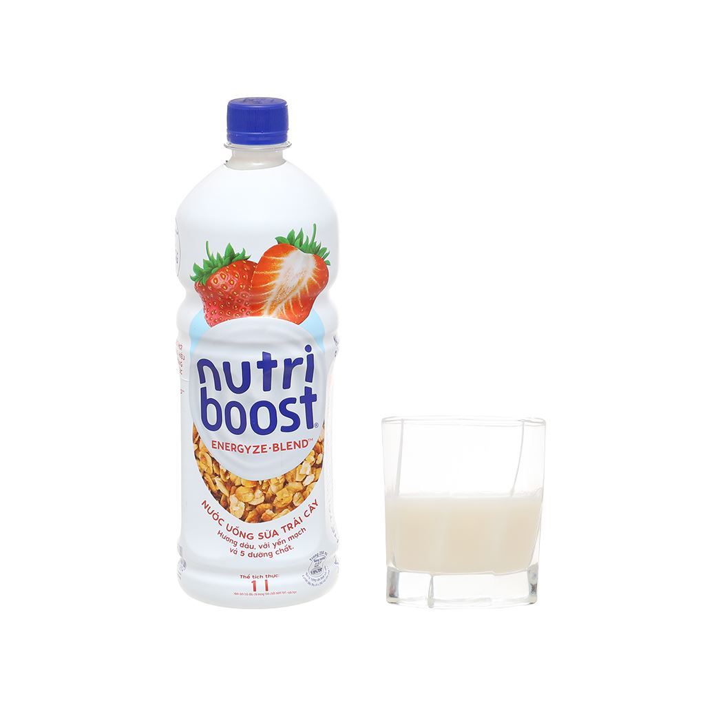 2 chai sữa trái cây Nutriboost hương dâu 1 lít