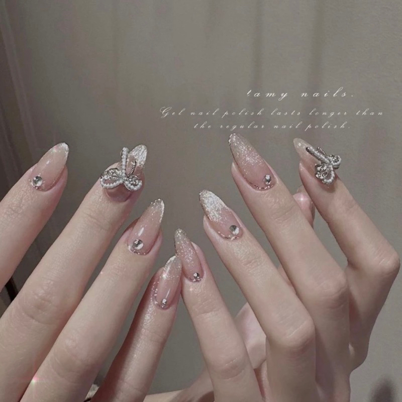 Nails xinh tông thạch mắt mèo sang chảnh
