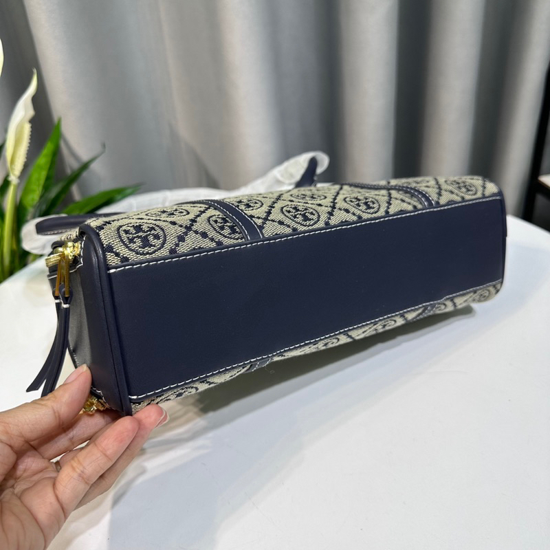 Túi đeo vai Tory Burch Monogram Marshmallow