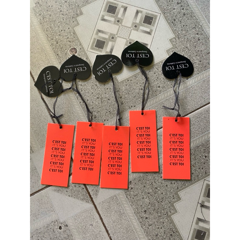 Tem mác treo quần áo