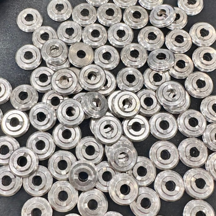 Com bo 10 Bịt vặn ren vặn của núm uống heo inox.