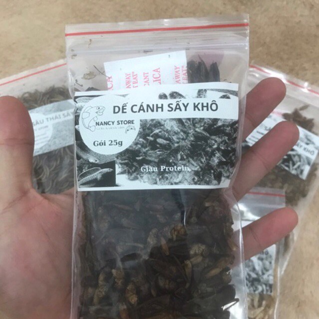 Dế thái sấy khô 25g bổ sung đạm cho cá cảnh, cá lóc chim và hamter