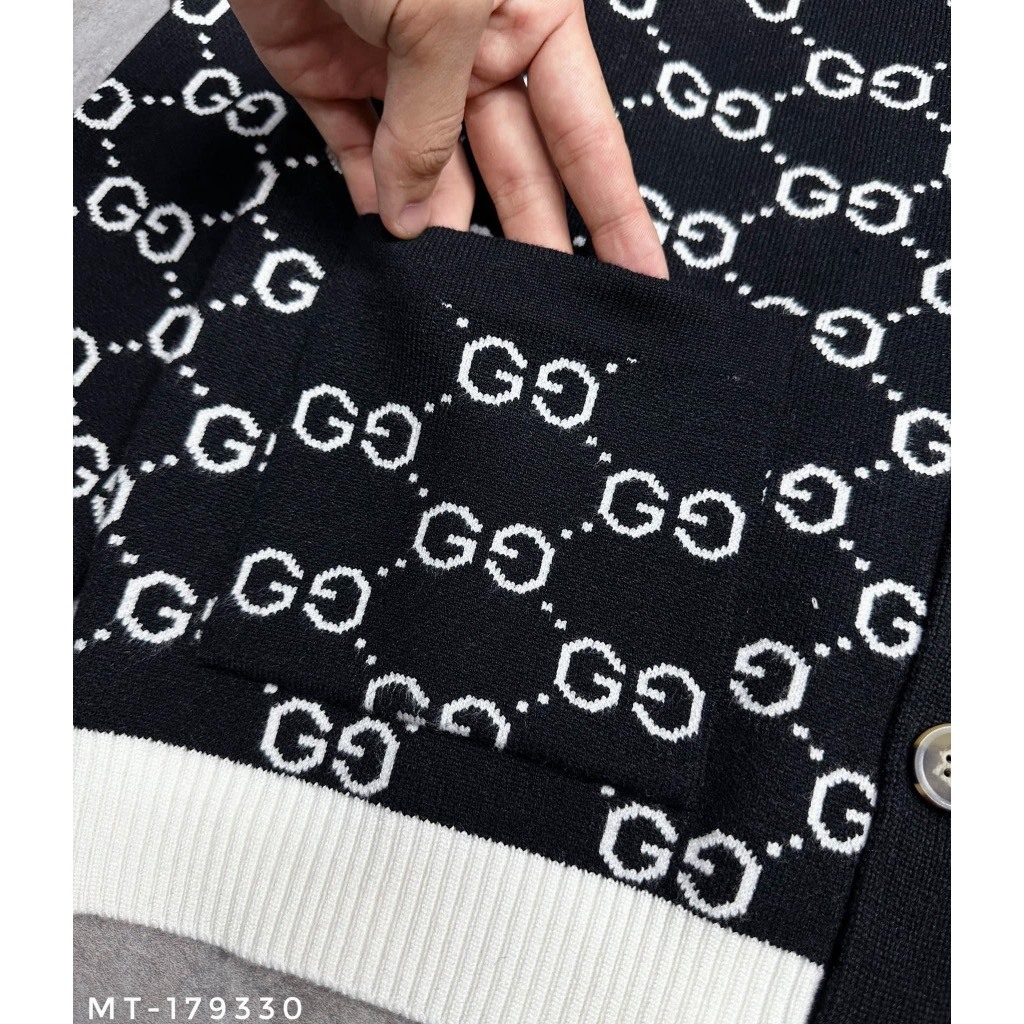 Áo Khoác Cardigan GC Sơn Tùng Chất Len Dệt Kim Hoạ Tiết Hàng Quảng Châu Cao Cấp Loại 1 Có Sẵn | BigBuy360 - bigbuy360.vn