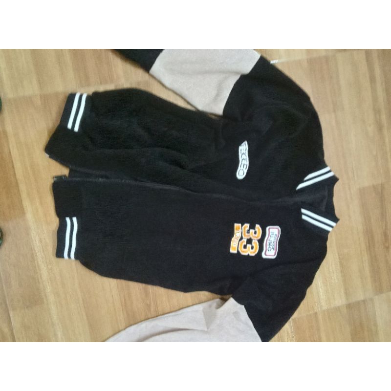 Pass áo bomber nhung tăm giá 59k