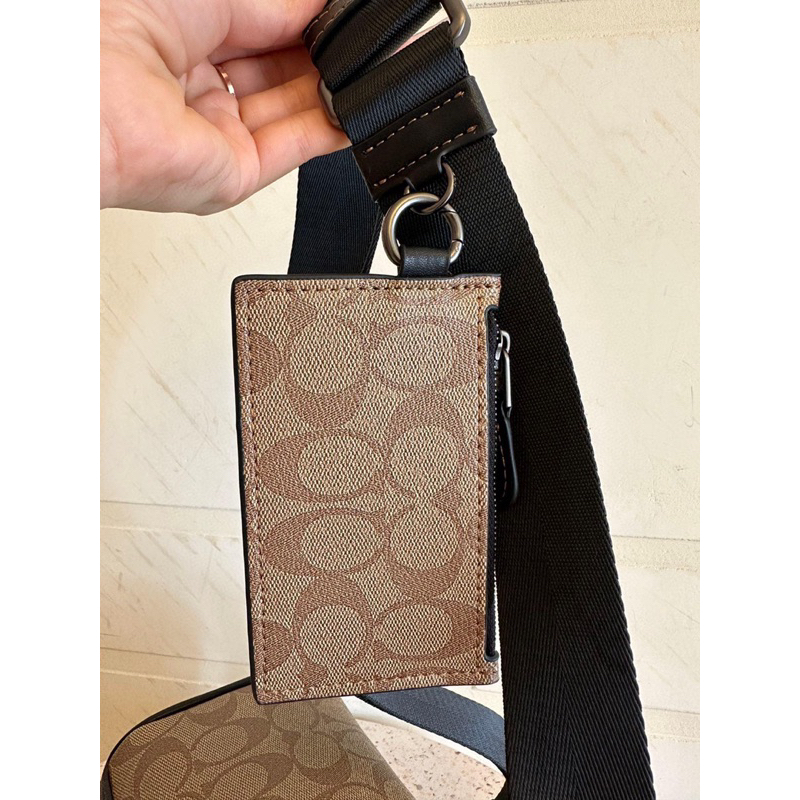 Túi nam Coach trống Axel kèm ví nhỏ