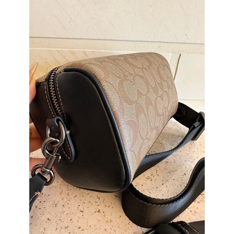 Túi nam Coach trống Axel kèm ví nhỏ