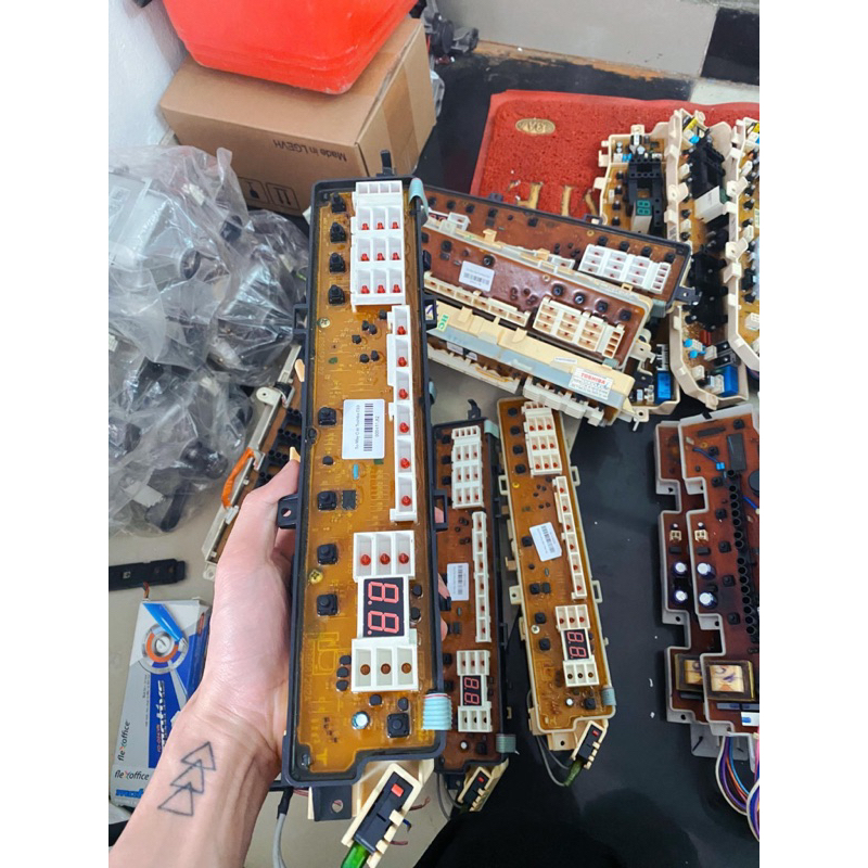 Bo mạch máy giặt toshiba  tháo máy