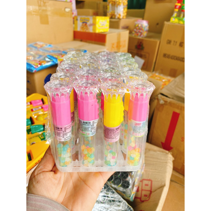 Sỉ vỉ 24 chiếc đèn pin kèm kẹo trái cây