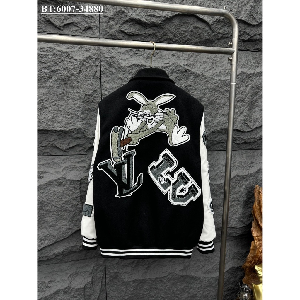 Áo Khoác Bomber Họa Tiết Con Thỏ L.V Varsity Jacket . Áo bomber Sơn Tùng Nam Nữ Hai Màu Siêu Đẹp