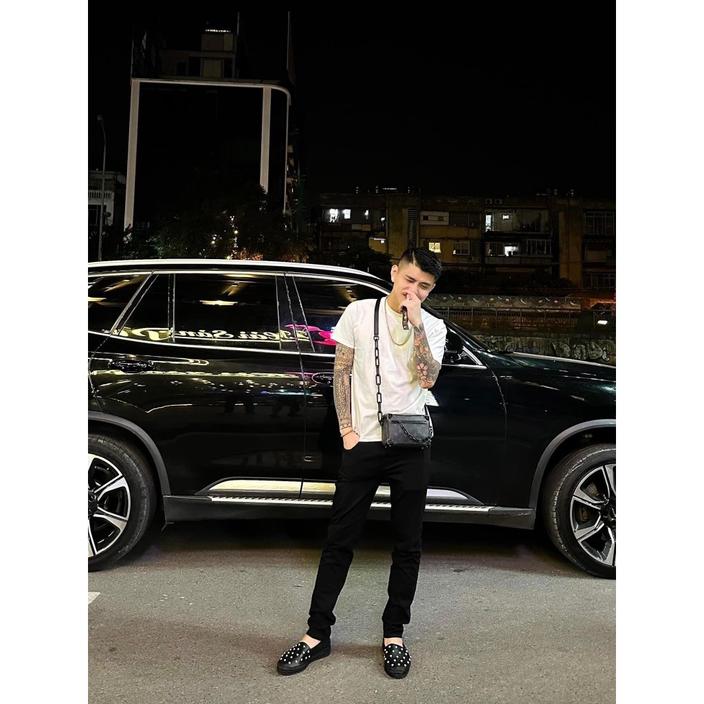 Giày Lười Nam đạt bê Họa Tiết Đính Mặt Vàng full hộp . GIày Lười Da Trơn bùi đặt đính đá Giản Siêu Đẹp