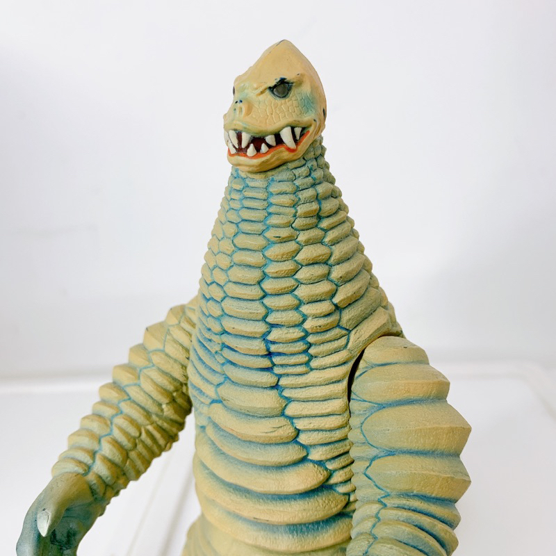 Mô hình Bandai Kaiju Ultra Monster chính hãng bandai 2008 vintage