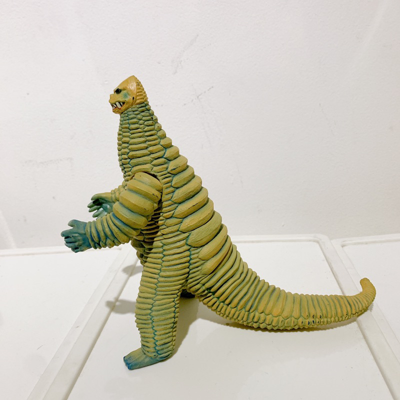 Mô hình Bandai Kaiju Ultra Monster chính hãng bandai 2008 vintage