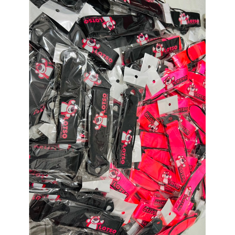 Móc cảng, móc khoá trang trí Xe Máy Xe Oto Xe Điện GẤU DÂU LOTSO