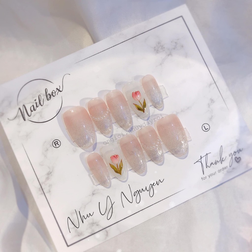 Nail Box có mắt mèo M470