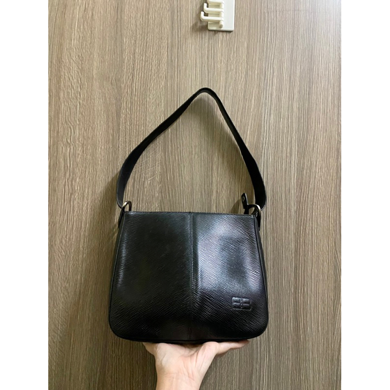 • Túi B.AL.E.N.CI.A.GA BB da epi đen bóng• Vui lòng đọc kỹ mô tả•