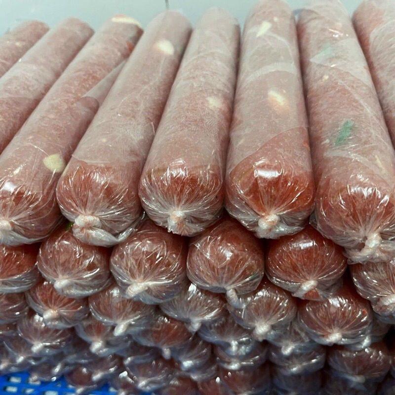 Nem chua nguyên cây