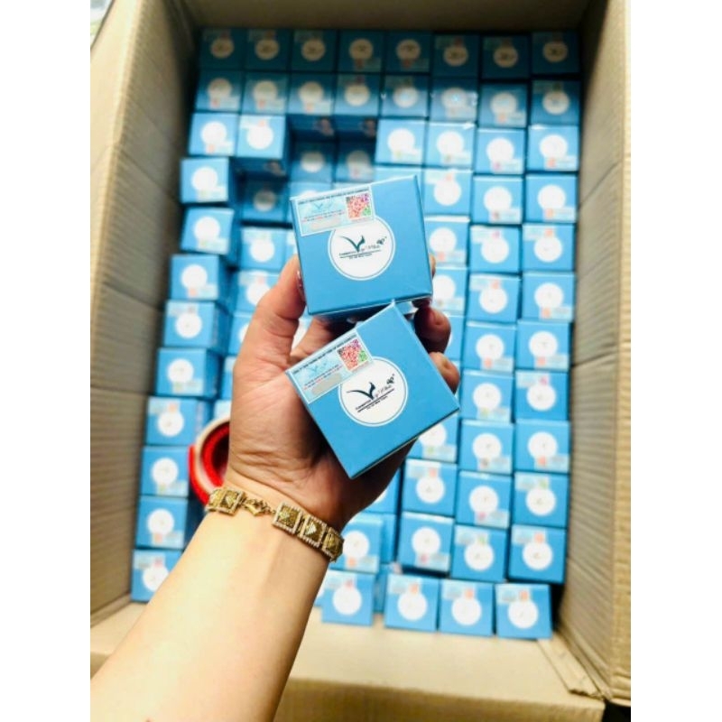 Kem sạch thâm hôi nách Glutha Milk 15gr tặng tuýp nhỏ