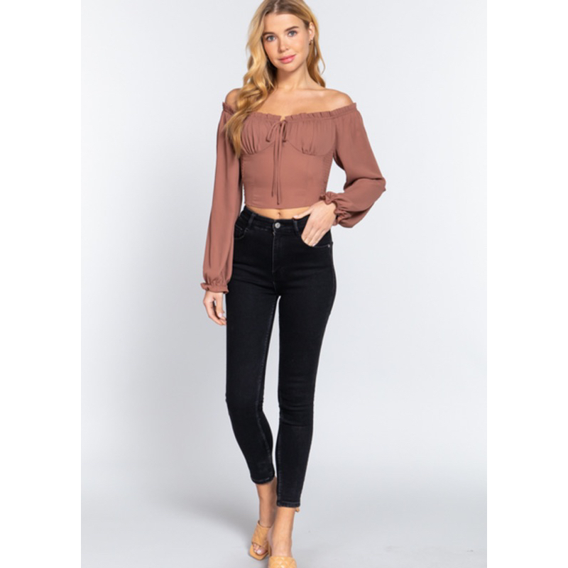 Áo croptop tay dài tôn dáng STORENYY