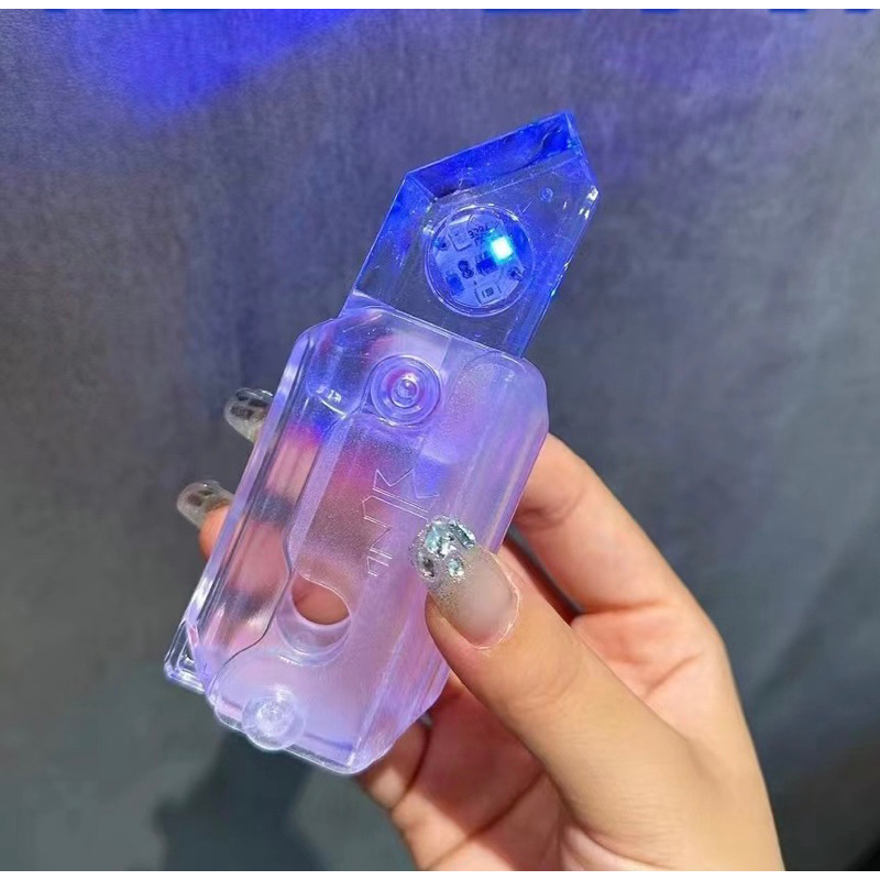 Con dao cà rốt vô tri đèn led 7 mầu