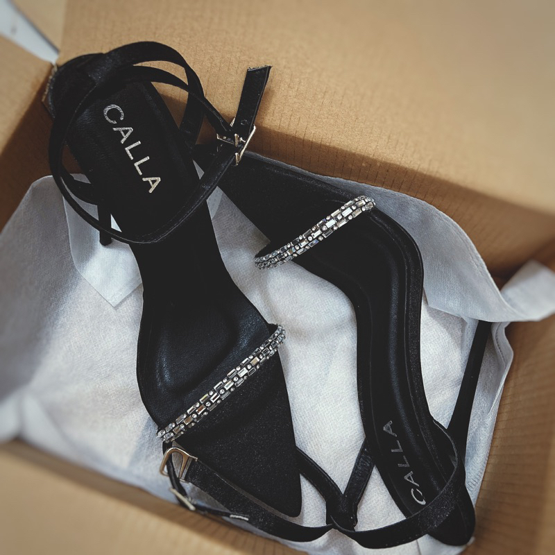 Sandal mũi nhọn dây đá satin cao cấp