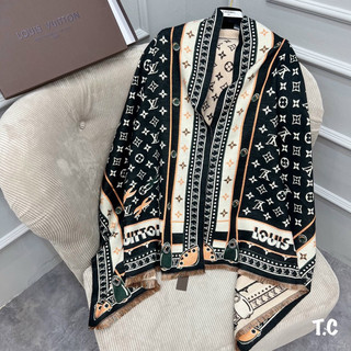 Khăn 𝐃𝐀̣ 𝐋𝐕 𝐇𝐀̃𝐍𝐆 Siêu Vip( kèm hộp)
