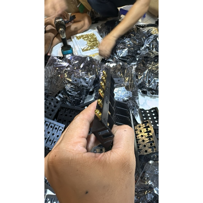 Đế pin, khay cân bằng cell pin 18650